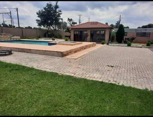 4 BEDROOM HOUSE FOR SALE IN DALESIDE